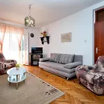 Draganic Apartman Jelsa
