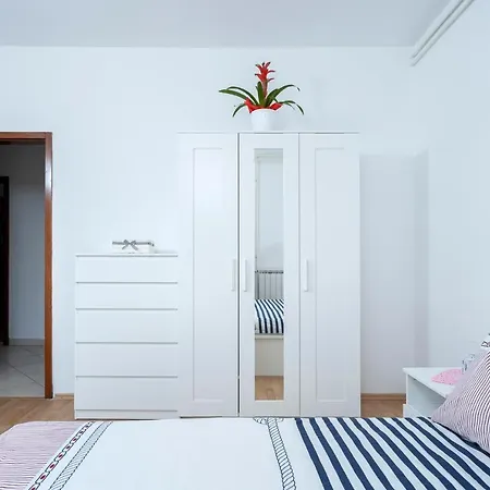 Draganic Apartment Jelsa (Hvar)